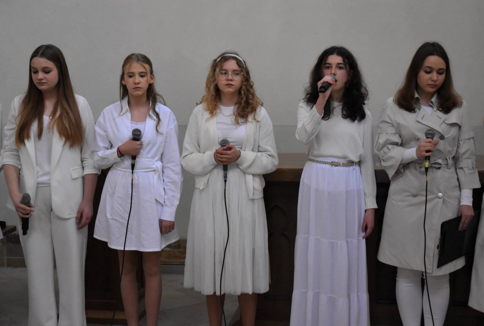 Zdjęcie w galerii na portalu naszraciborz.pl: Urodzinowy Koncert dla Papieża Polaka na Zamku Piastowskim wiadomości z regionu