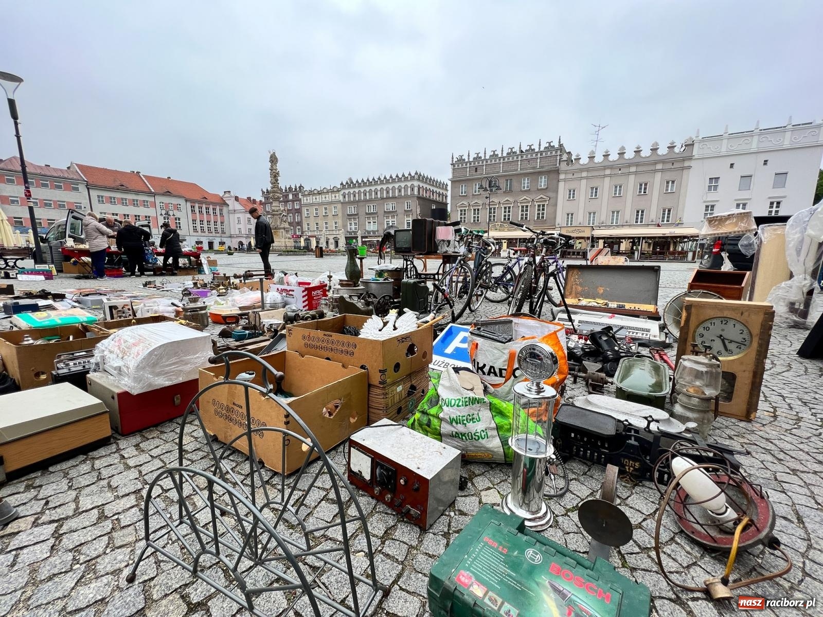 Zdjęcie w galerii na portalu naszraciborz.pl: Ciekawostki z raciborskiego targu staroci [FOTO i WIDEO] wiadomości z regionu
