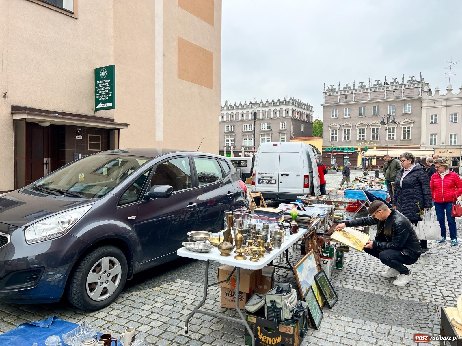 Zdjęcie w galerii na portalu naszraciborz.pl: Ciekawostki z raciborskiego targu staroci [FOTO i WIDEO] wiadomości z regionu