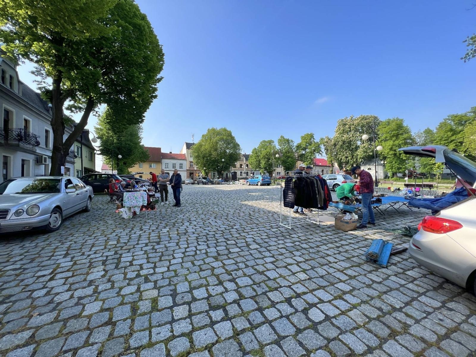 Zdjęcie w galerii na portalu naszraciborz.pl: Majowy krzanowicki jarmark staroci wiadomości z regionu