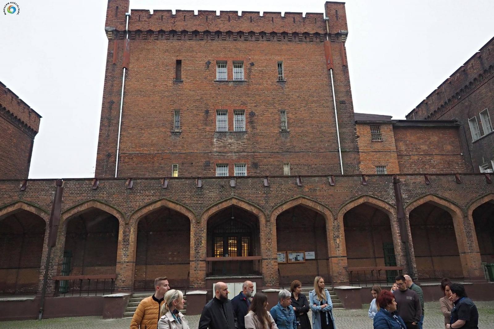 Zdjęcie w galerii na portalu naszraciborz.pl: Noc muzeów za kratkami. Więzienie zaprosiło do zwiedzania wiadomości z regionu