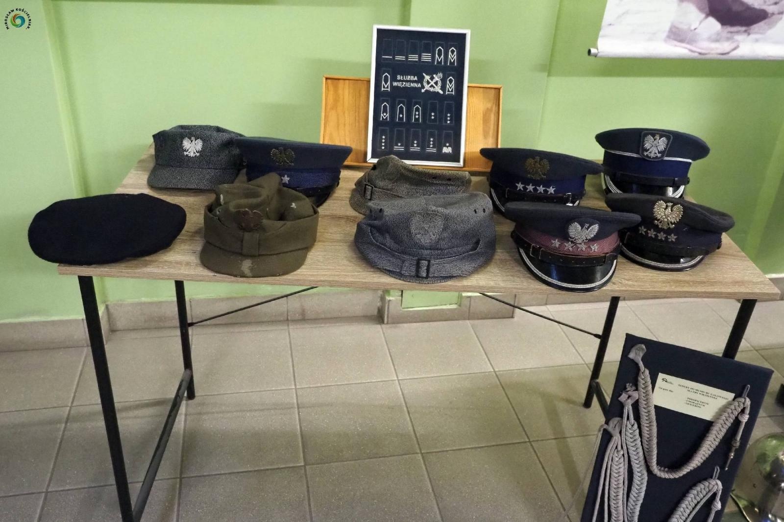 Zdjęcie w galerii na portalu naszraciborz.pl: Noc muzeów za kratkami. Więzienie zaprosiło do zwiedzania wiadomości z regionu