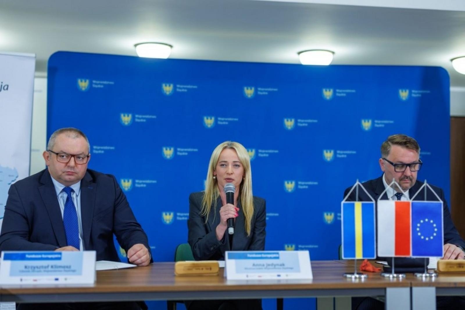 Zdjęcie w galerii na portalu naszraciborz.pl: Rozwój w oparciu o fundusze europejskie wiadomości z regionu