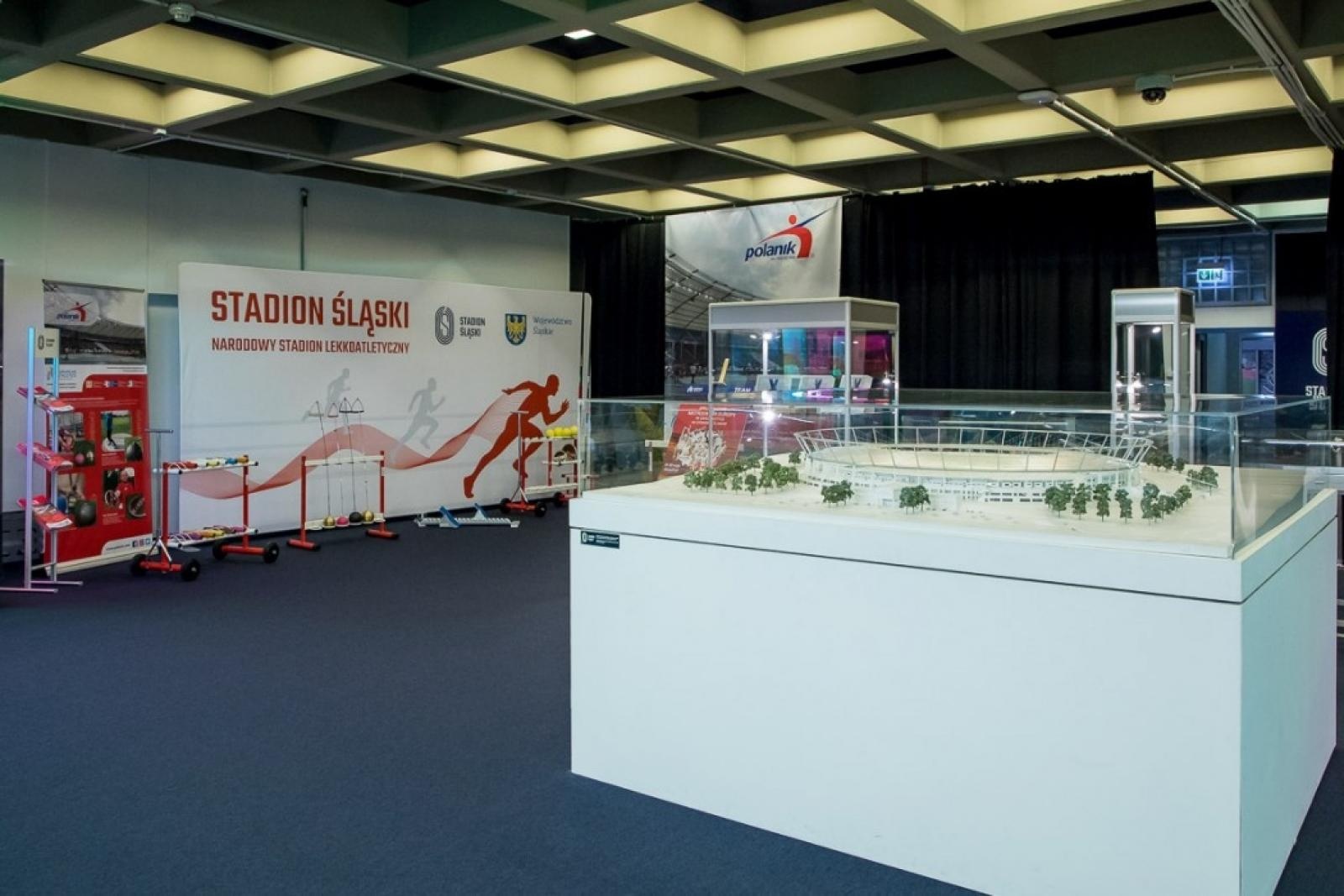 Zdjęcie w galerii na portalu naszraciborz.pl: Królowa sportu w Kotle Czarownic wiadomości z regionu