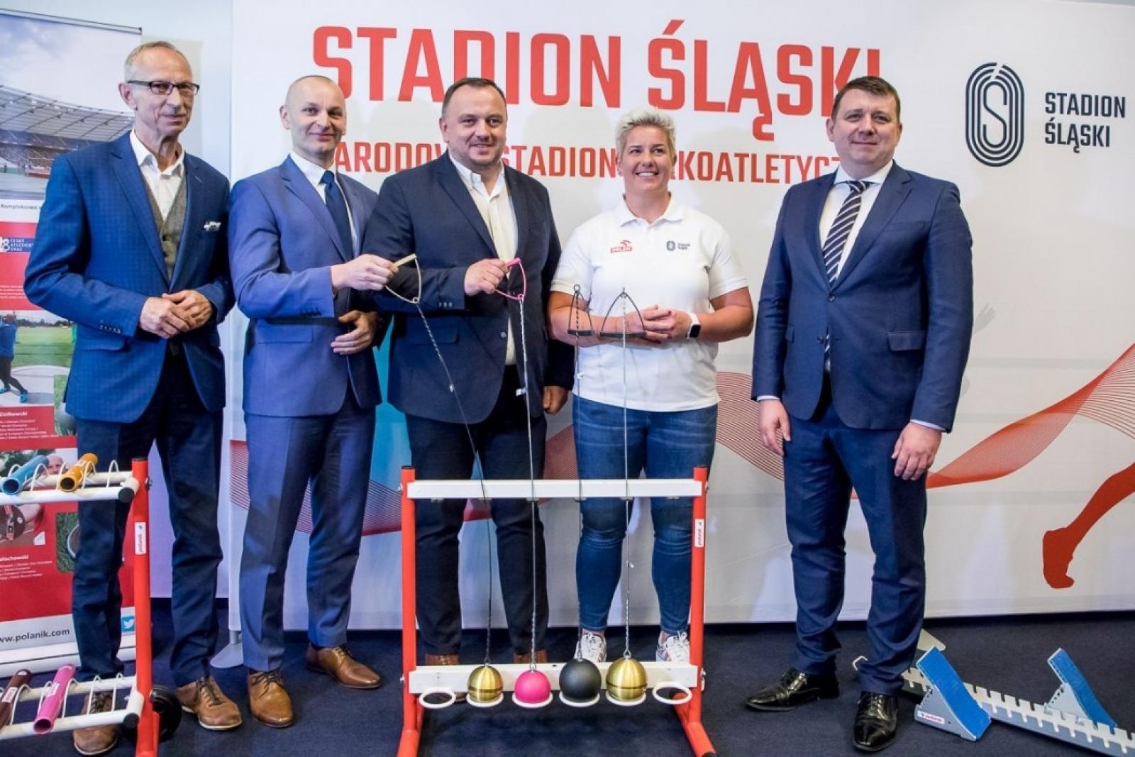 Zdjęcie w galerii na portalu naszraciborz.pl: Królowa sportu w Kotle Czarownic wiadomości z regionu
