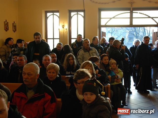 Zdjęcie w galerii na portalu naszraciborz.pl: Motocyklowe kolędowanie w Oborze wiadomości z regionu