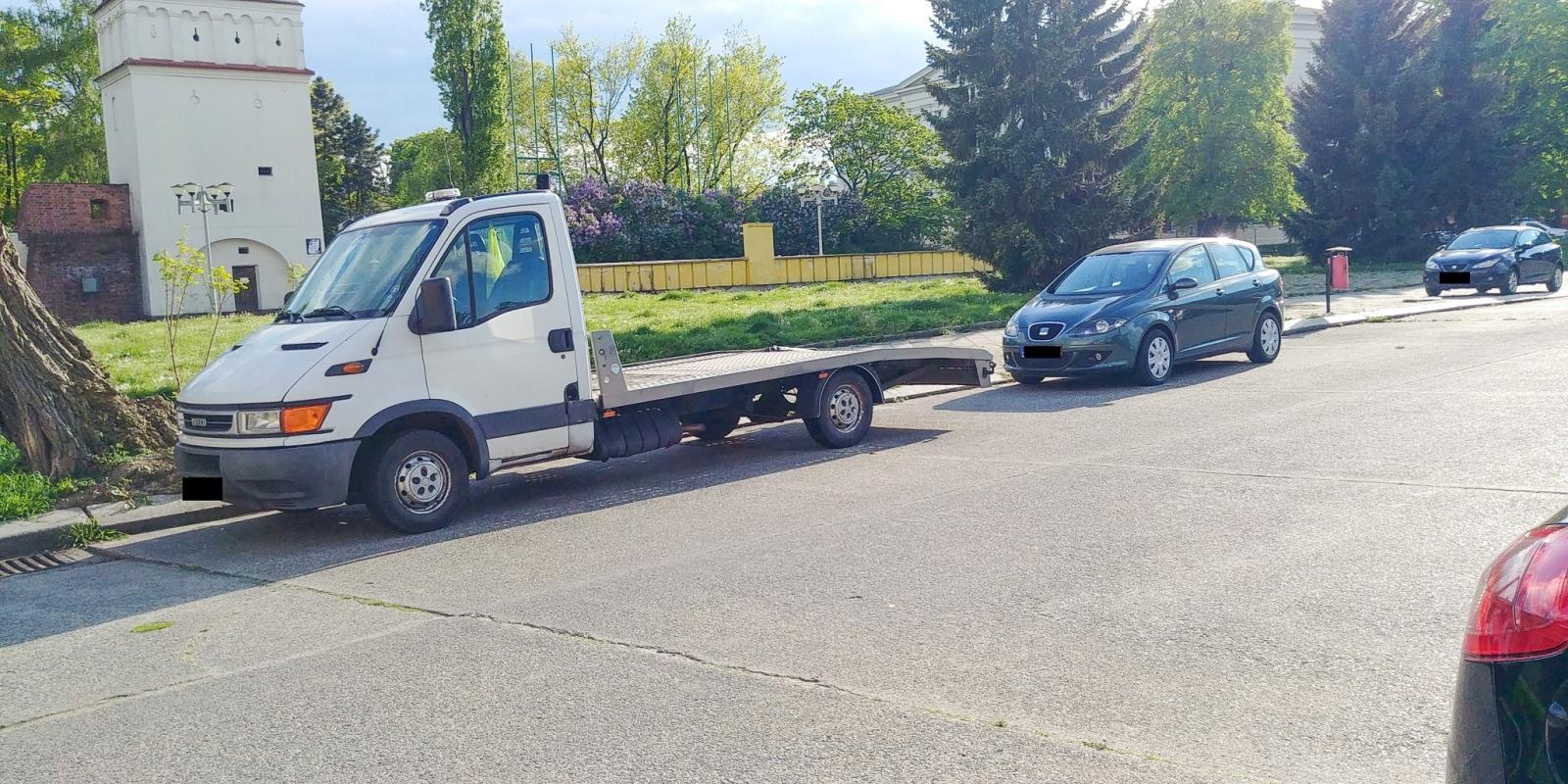 Zdjęcie w galerii na portalu naszraciborz.pl: Dodatkowy zakaz na pl. Długosza [LIST DO REDAKCJI] wiadomości z regionu