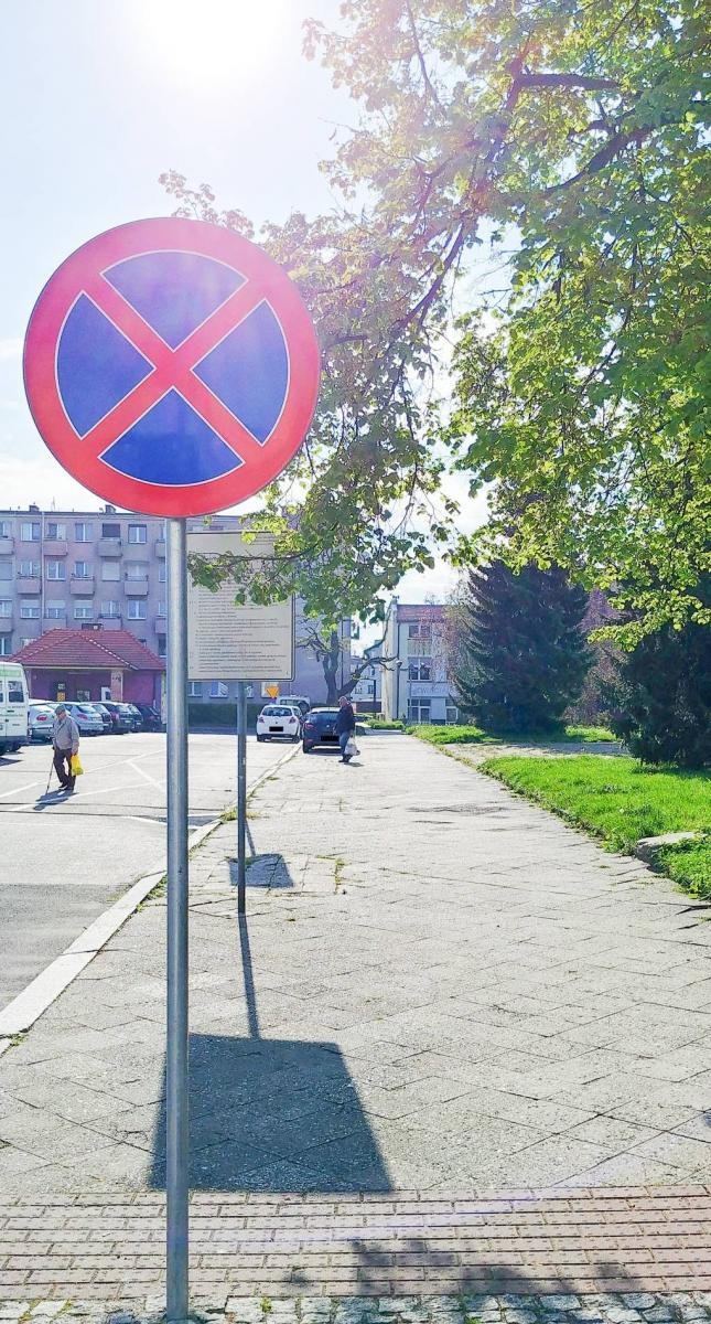 Zdjęcie w galerii na portalu naszraciborz.pl: Dodatkowy zakaz na pl. Długosza [LIST DO REDAKCJI] wiadomości z regionu