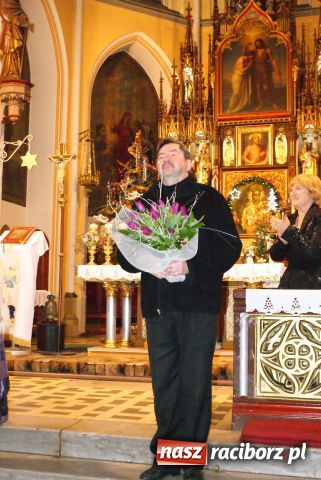 Zdjęcie w galerii na portalu naszraciborz.pl: Olga Prochazkowa zaśpiewała na Ostrogu wiadomości z regionu