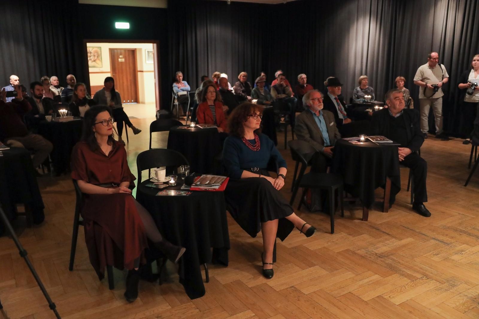 Zdjęcie w galerii na portalu naszraciborz.pl: Z udziałem Antoniego Libery. Almanach Prowincjonalny po raz 37. wiadomości z regionu