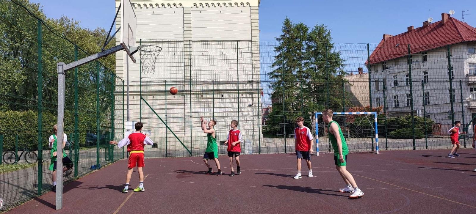 Zdjęcie w galerii na portalu naszraciborz.pl: Mała koszykówka - wielkie emocje wiadomości z regionu