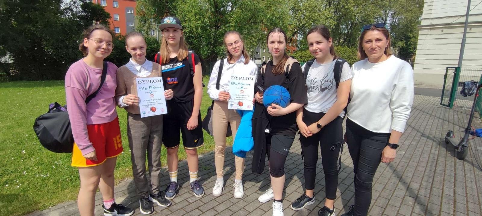 Zdjęcie w galerii na portalu naszraciborz.pl: Mała koszykówka - wielkie emocje wiadomości z regionu