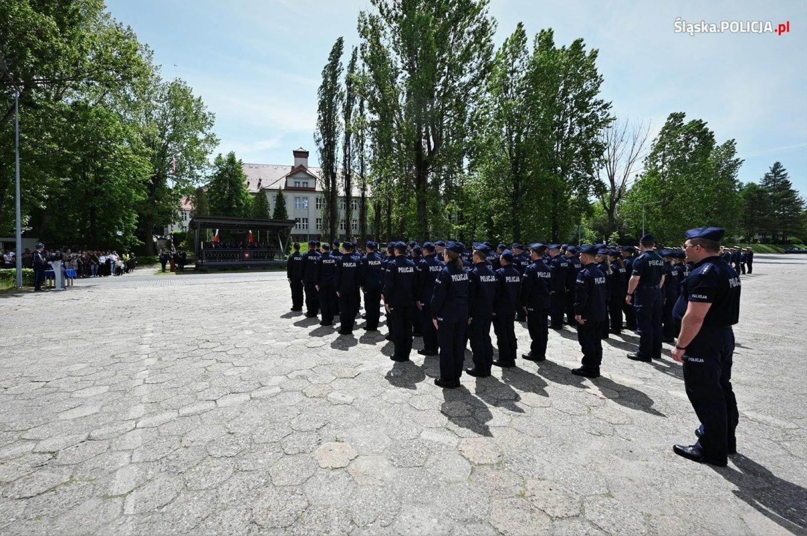 Zdjęcie w galerii na portalu naszraciborz.pl: Uroczyste ślubowanie nowych policjantów [FOTO] wiadomości z regionu