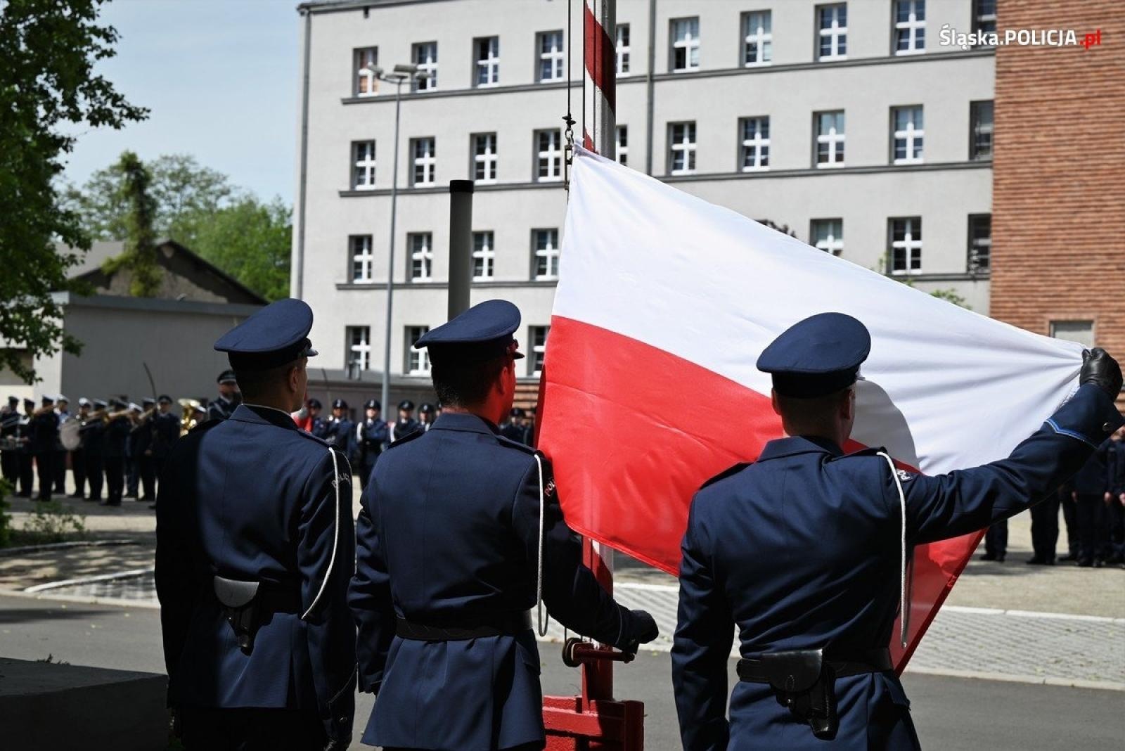 Zdjęcie w galerii na portalu naszraciborz.pl: Uroczyste ślubowanie nowych policjantów [FOTO] wiadomości z regionu