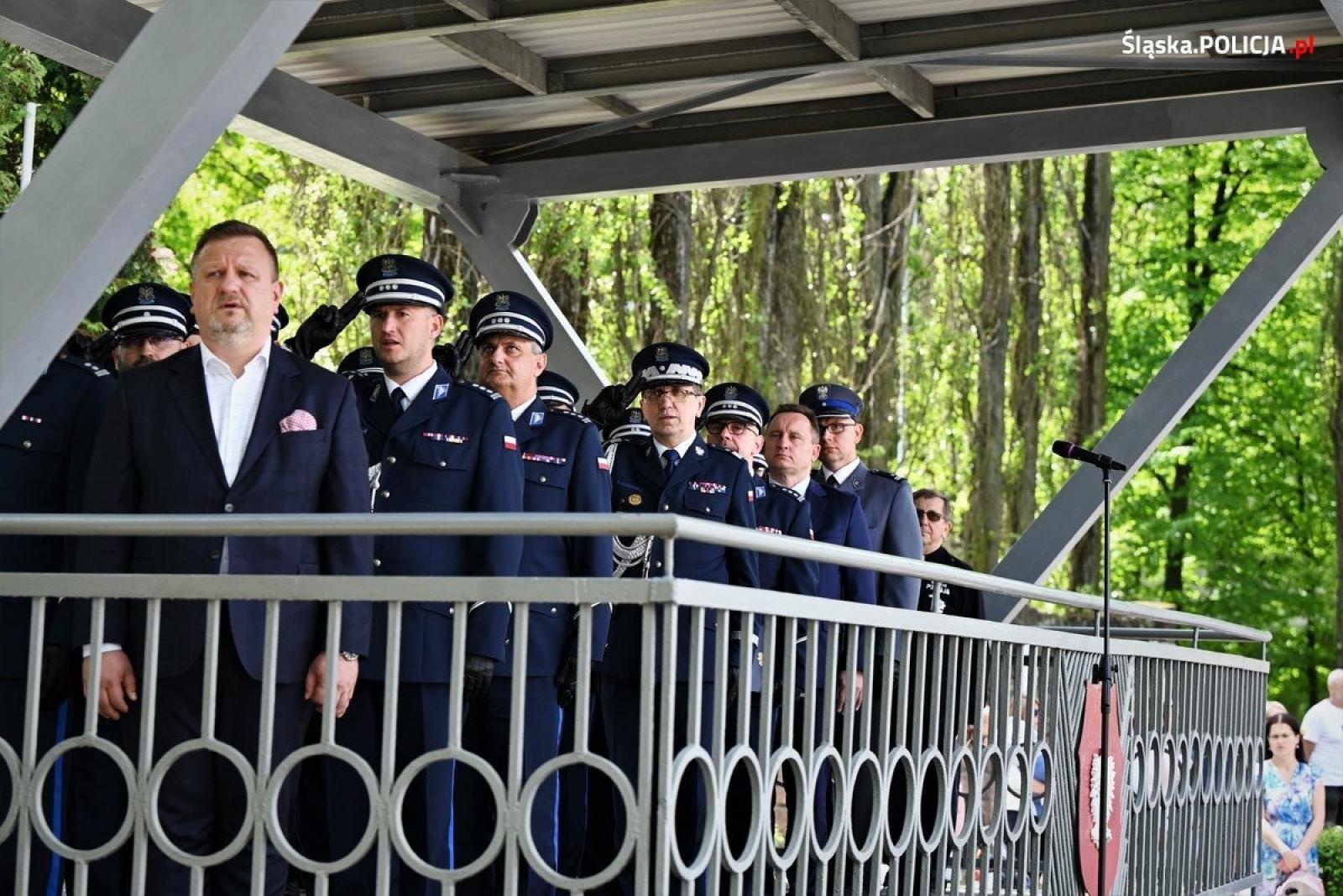 Zdjęcie w galerii na portalu naszraciborz.pl: Uroczyste ślubowanie nowych policjantów [FOTO] wiadomości z regionu
