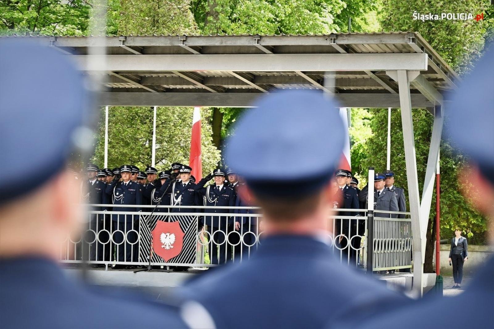 Zdjęcie w galerii na portalu naszraciborz.pl: Uroczyste ślubowanie nowych policjantów [FOTO] wiadomości z regionu