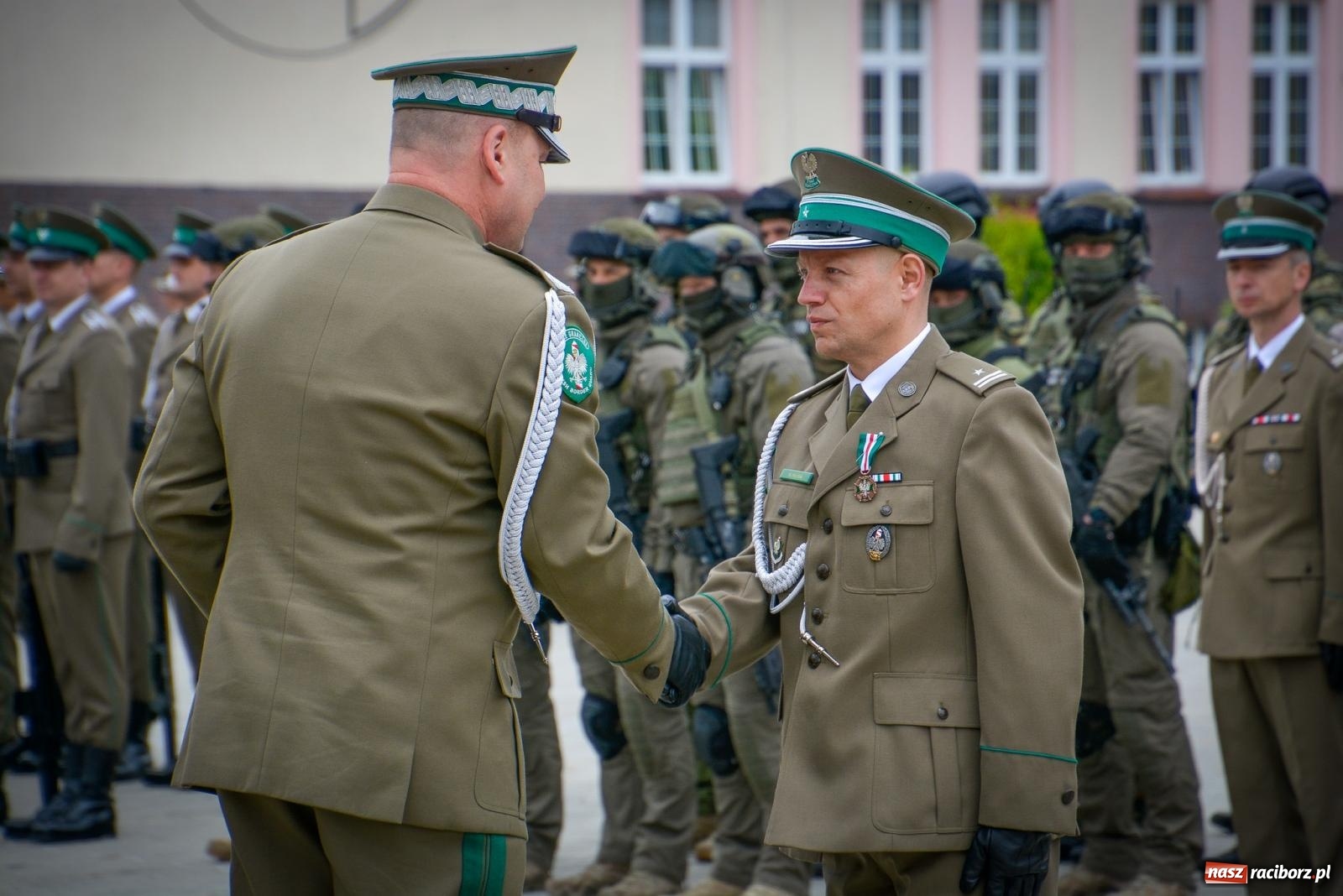 Zdjęcie w galerii na portalu naszraciborz.pl: Podhalańczycy, musztra, strzały i awanse. Śląska Straż Graniczna świętuje [FOTO i WIDEO] wiadomości z regionu
