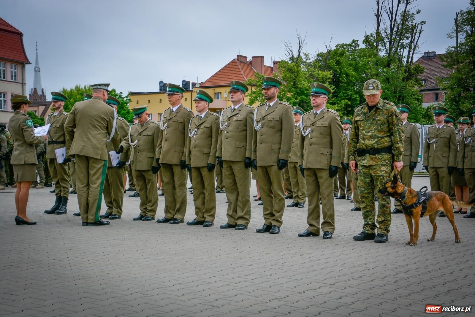 Zdjęcie w galerii na portalu naszraciborz.pl: Podhalańczycy, musztra, strzały i awanse. Śląska Straż Graniczna świętuje [FOTO i WIDEO] wiadomości z regionu