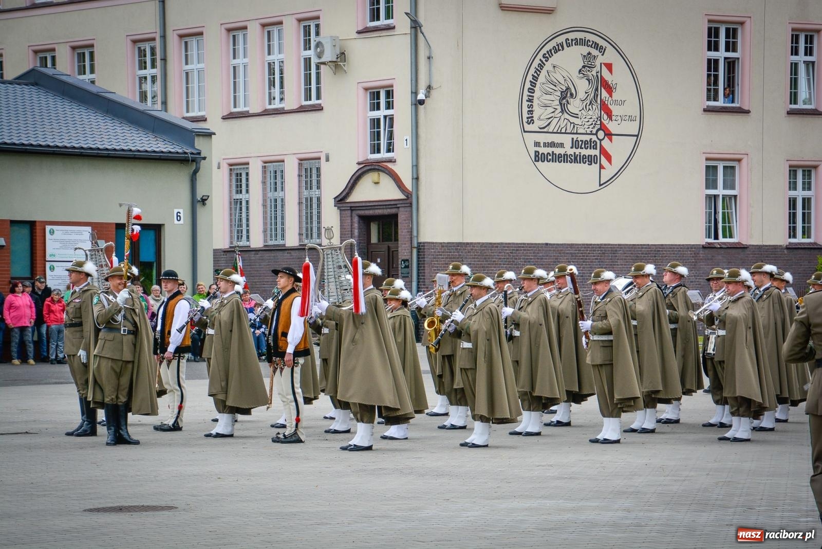 Zdjęcie w galerii na portalu naszraciborz.pl: Podhalańczycy, musztra, strzały i awanse. Śląska Straż Graniczna świętuje [FOTO i WIDEO] wiadomości z regionu