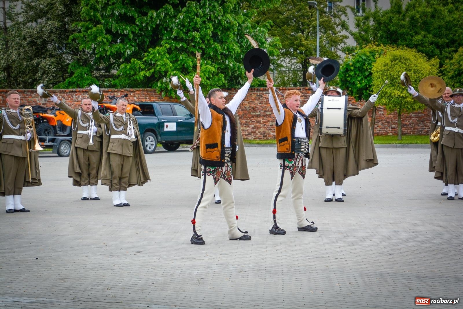 Zdjęcie w galerii na portalu naszraciborz.pl: Podhalańczycy, musztra, strzały i awanse. Śląska Straż Graniczna świętuje [FOTO i WIDEO] wiadomości z regionu