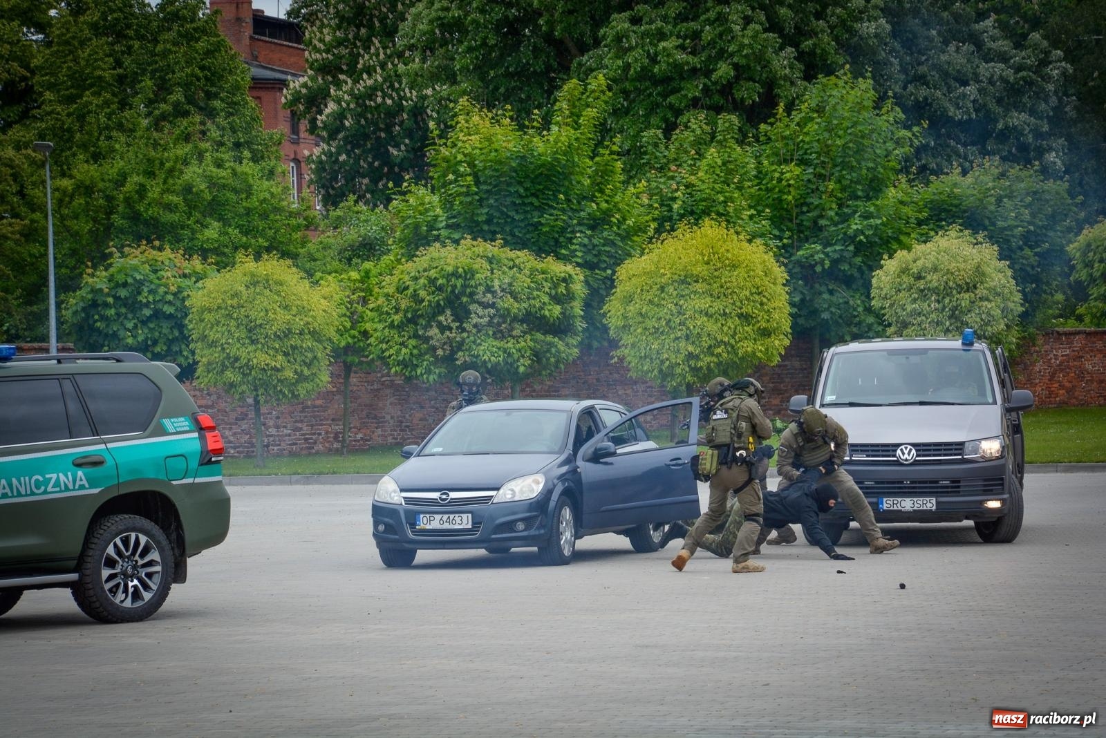 Zdjęcie w galerii na portalu naszraciborz.pl: Podhalańczycy, musztra, strzały i awanse. Śląska Straż Graniczna świętuje [FOTO i WIDEO] wiadomości z regionu