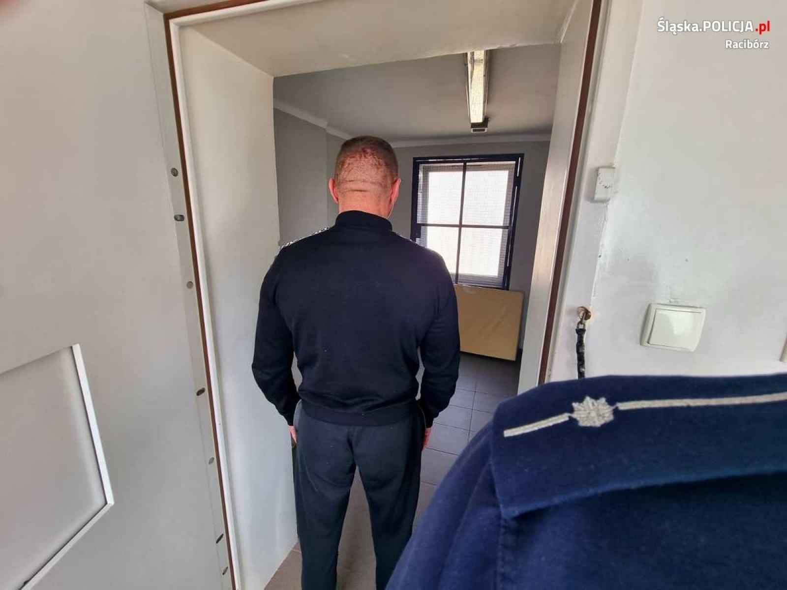 Zdjęcie w galerii na portalu naszraciborz.pl: Osiem kilogramów narkotyków przejętych przez raciborską policję [FOTO] wiadomości z regionu