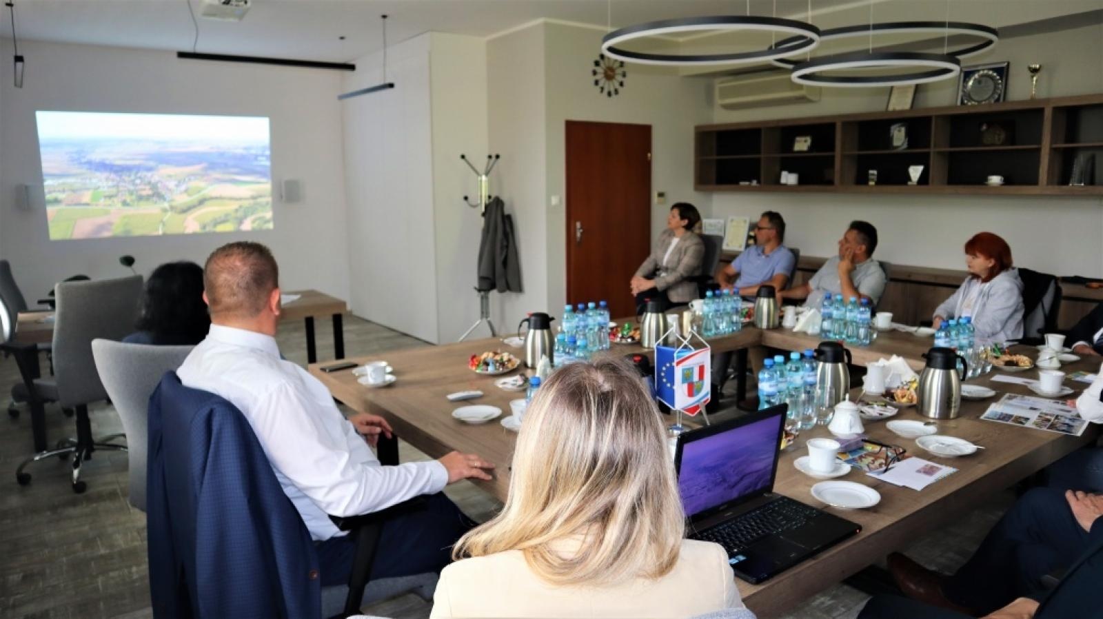 Zdjęcie w galerii na portalu naszraciborz.pl: Powiat raciborski będzie miał nowego partnera wiadomości z regionu