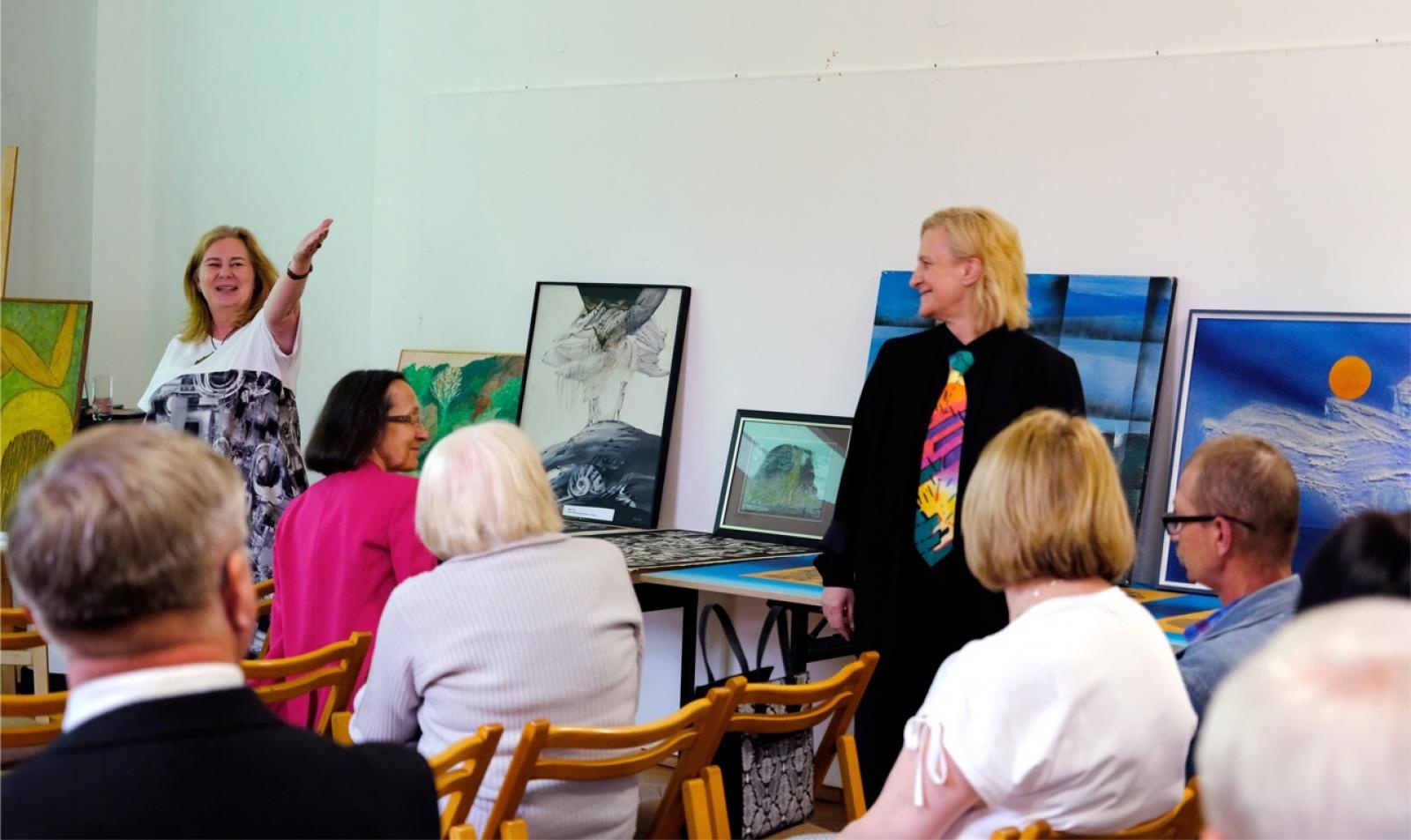 Zdjęcie w galerii na portalu naszraciborz.pl: Sztuka współczesna - nie taka znowu straszna. Rozmowy w raciborskim Muzeum wiadomości z regionu