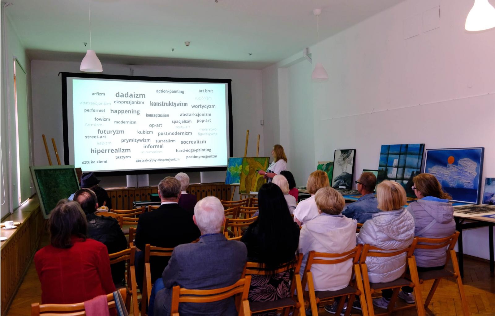 Zdjęcie w galerii na portalu naszraciborz.pl: Sztuka współczesna - nie taka znowu straszna. Rozmowy w raciborskim Muzeum wiadomości z regionu