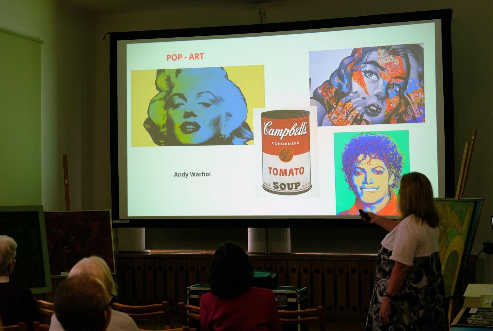 Zdjęcie w galerii na portalu naszraciborz.pl: Sztuka współczesna - nie taka znowu straszna. Rozmowy w raciborskim Muzeum wiadomości z regionu