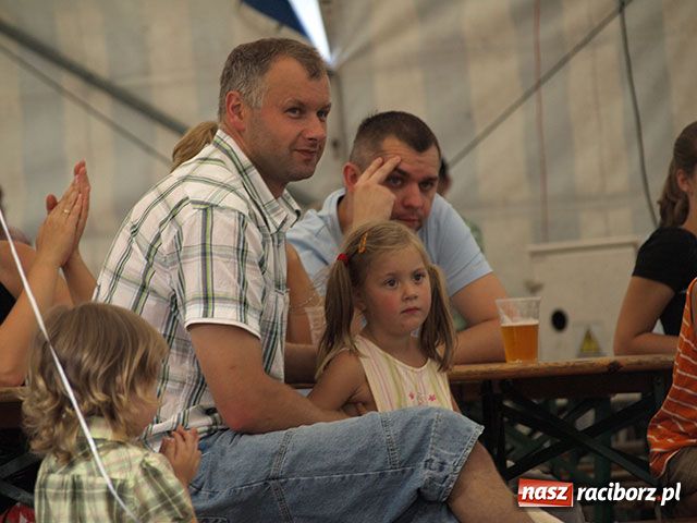 Zdjęcie w galerii na portalu naszraciborz.pl: Krzanowice się bawią wiadomości z regionu