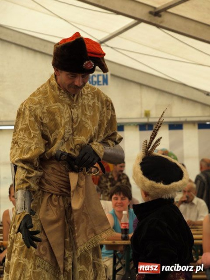 Zdjęcie w galerii na portalu naszraciborz.pl: Krzanowice się bawią wiadomości z regionu