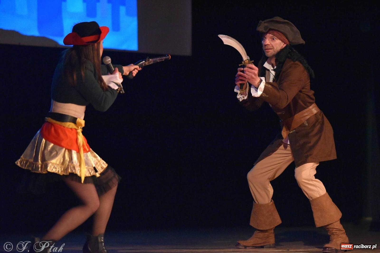 Zdjęcie w galerii na portalu naszraciborz.pl: PERSPEKTYWA - koncert na 100 lecie Disneya wiadomości z regionu