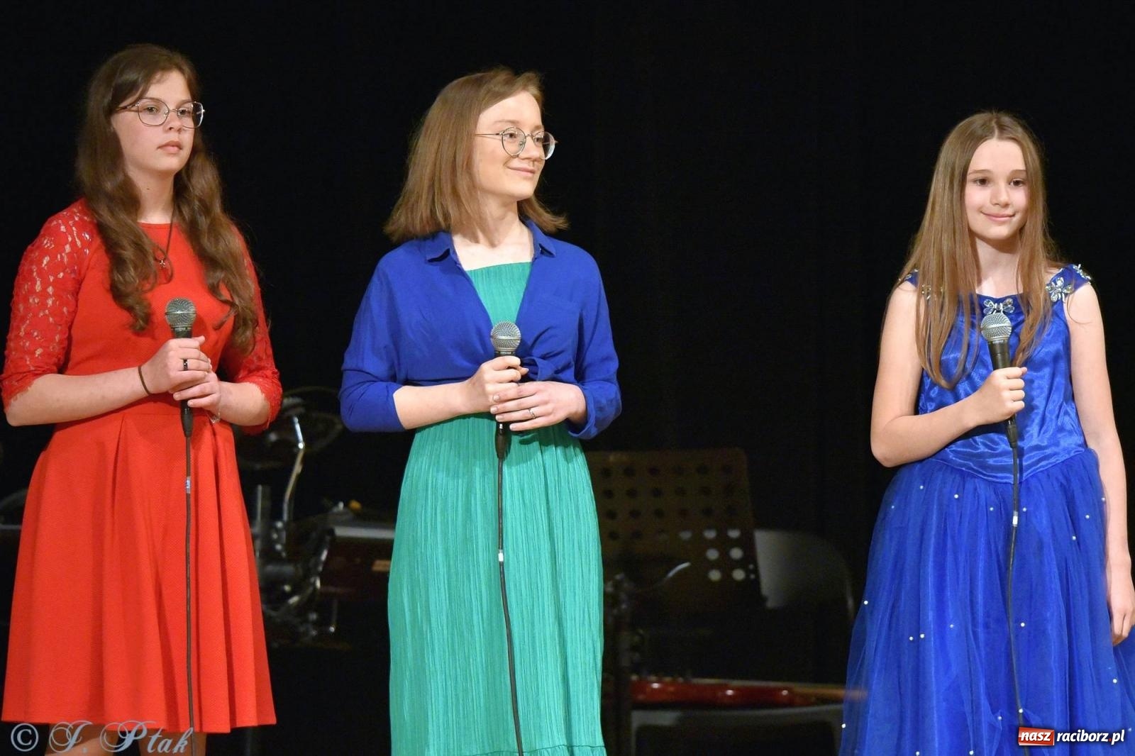 Zdjęcie w galerii na portalu naszraciborz.pl: PERSPEKTYWA - koncert na 100 lecie Disneya wiadomości z regionu