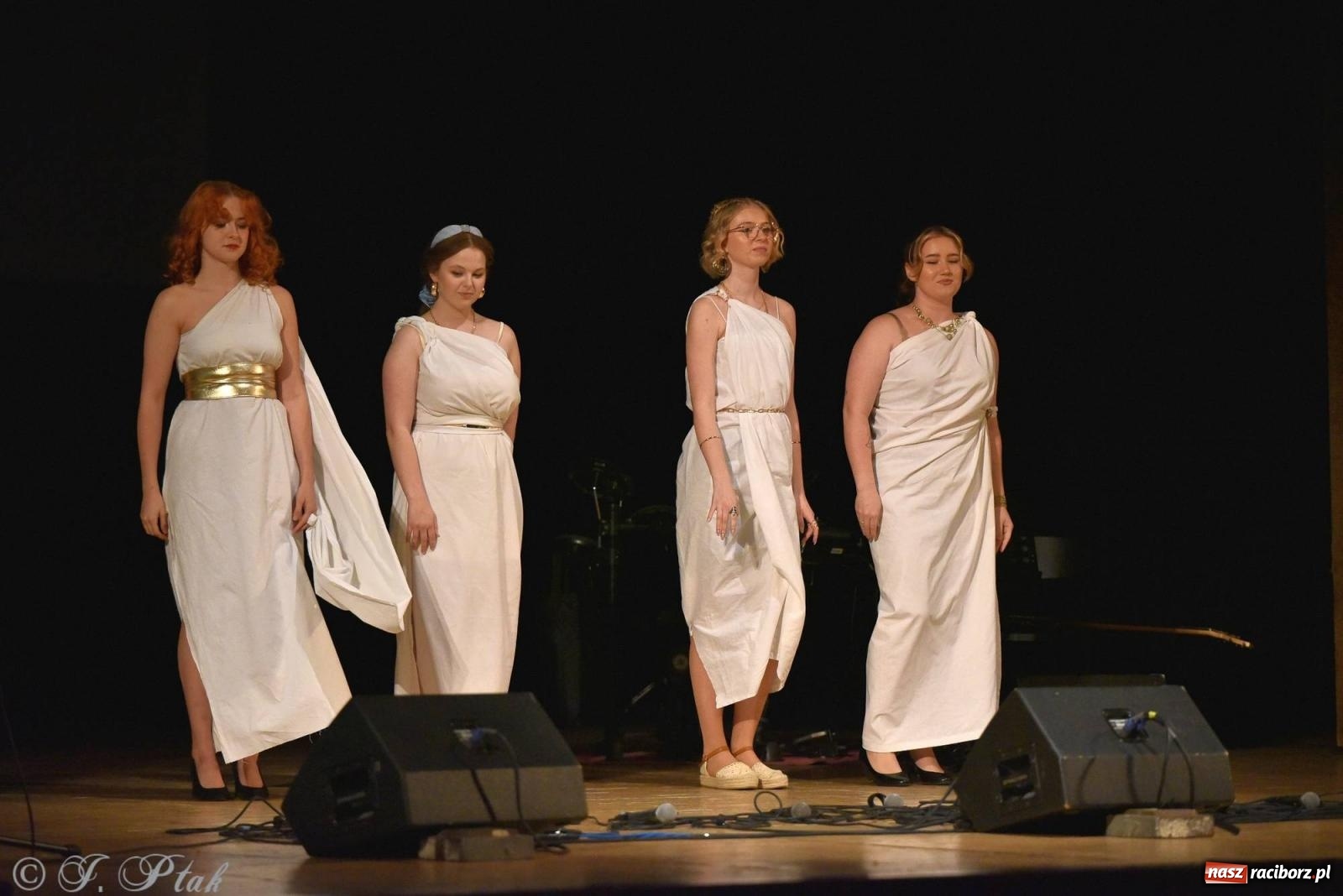 Zdjęcie w galerii na portalu naszraciborz.pl: PERSPEKTYWA - koncert na 100 lecie Disneya wiadomości z regionu