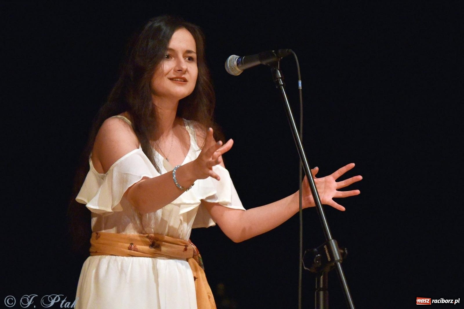 Zdjęcie w galerii na portalu naszraciborz.pl: PERSPEKTYWA - koncert na 100 lecie Disneya wiadomości z regionu