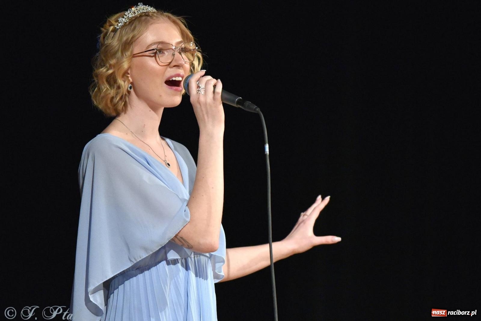 Zdjęcie w galerii na portalu naszraciborz.pl: PERSPEKTYWA - koncert na 100 lecie Disneya wiadomości z regionu