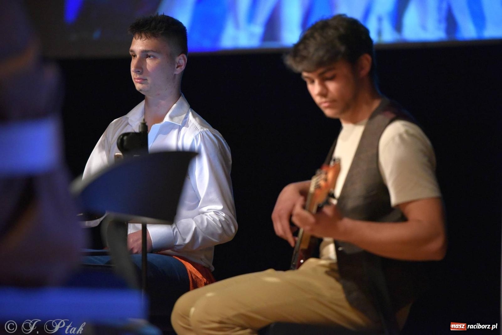 Zdjęcie w galerii na portalu naszraciborz.pl: PERSPEKTYWA - koncert na 100 lecie Disneya wiadomości z regionu