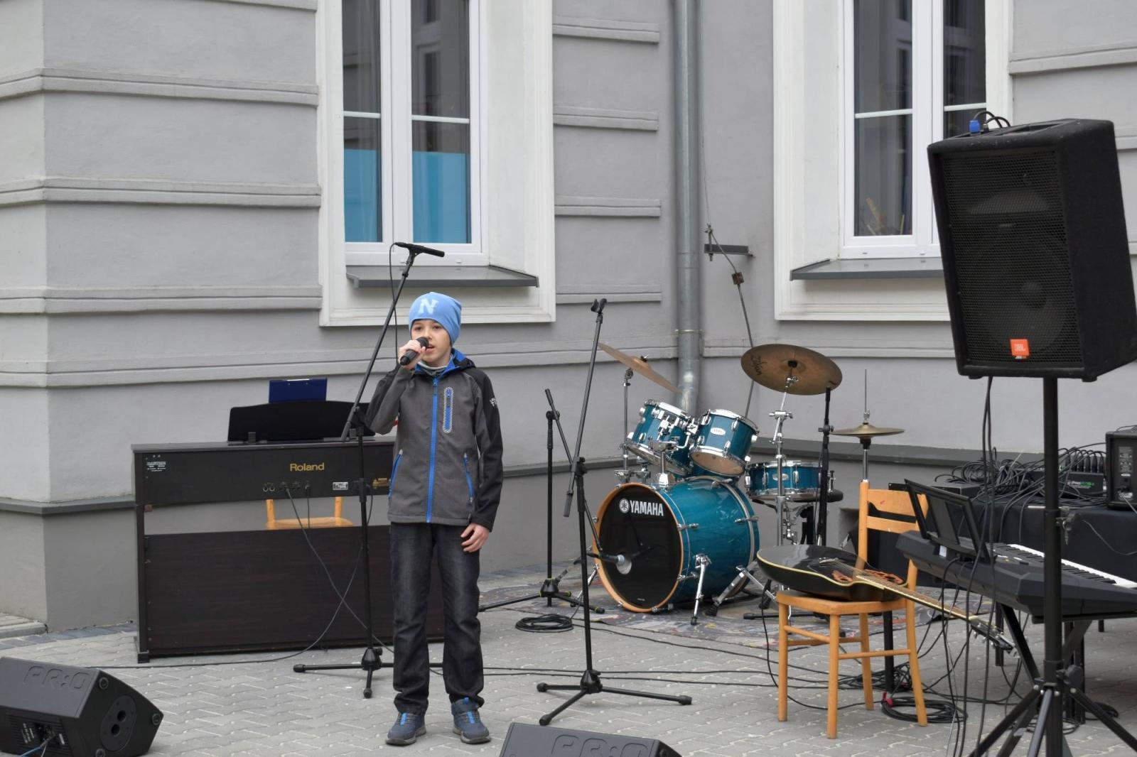 Zdjęcie w galerii na portalu naszraciborz.pl: MDK i Przyjaciele - spontaniczna impreza na Dzień Dziecka [FOTO] wiadomości z regionu