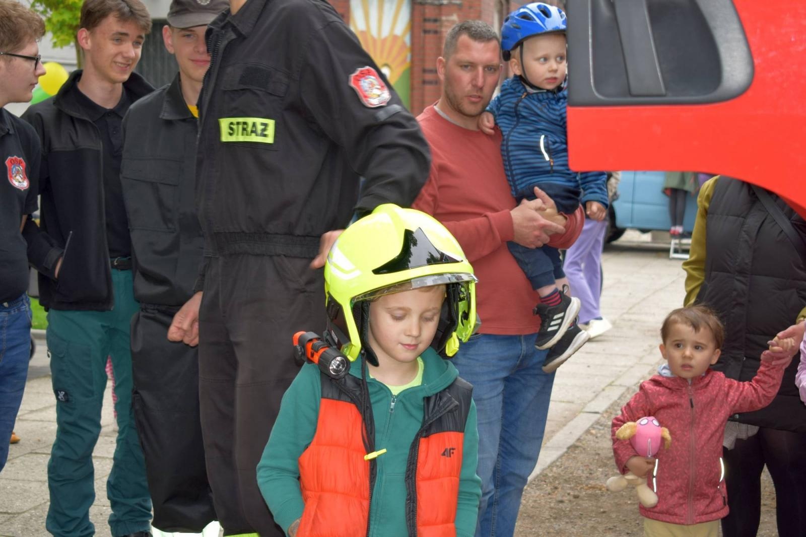 Zdjęcie w galerii na portalu naszraciborz.pl: MDK i Przyjaciele - spontaniczna impreza na Dzień Dziecka [FOTO] wiadomości z regionu