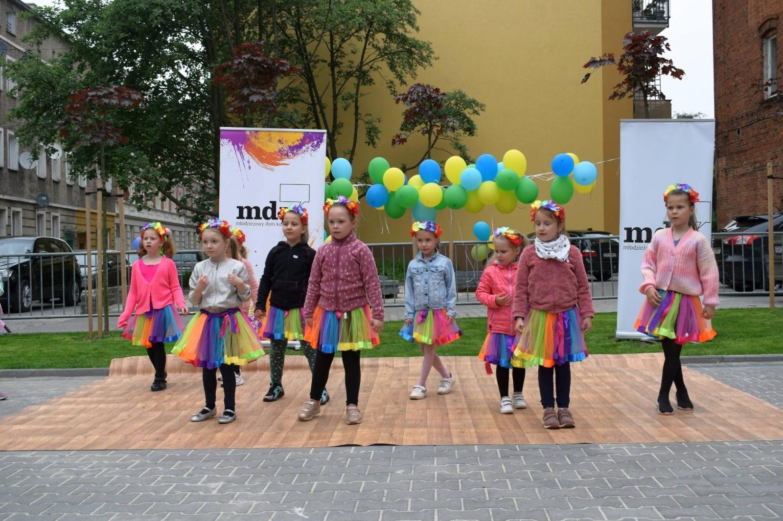 Zdjęcie w galerii na portalu naszraciborz.pl: MDK i Przyjaciele - spontaniczna impreza na Dzień Dziecka [FOTO] wiadomości z regionu