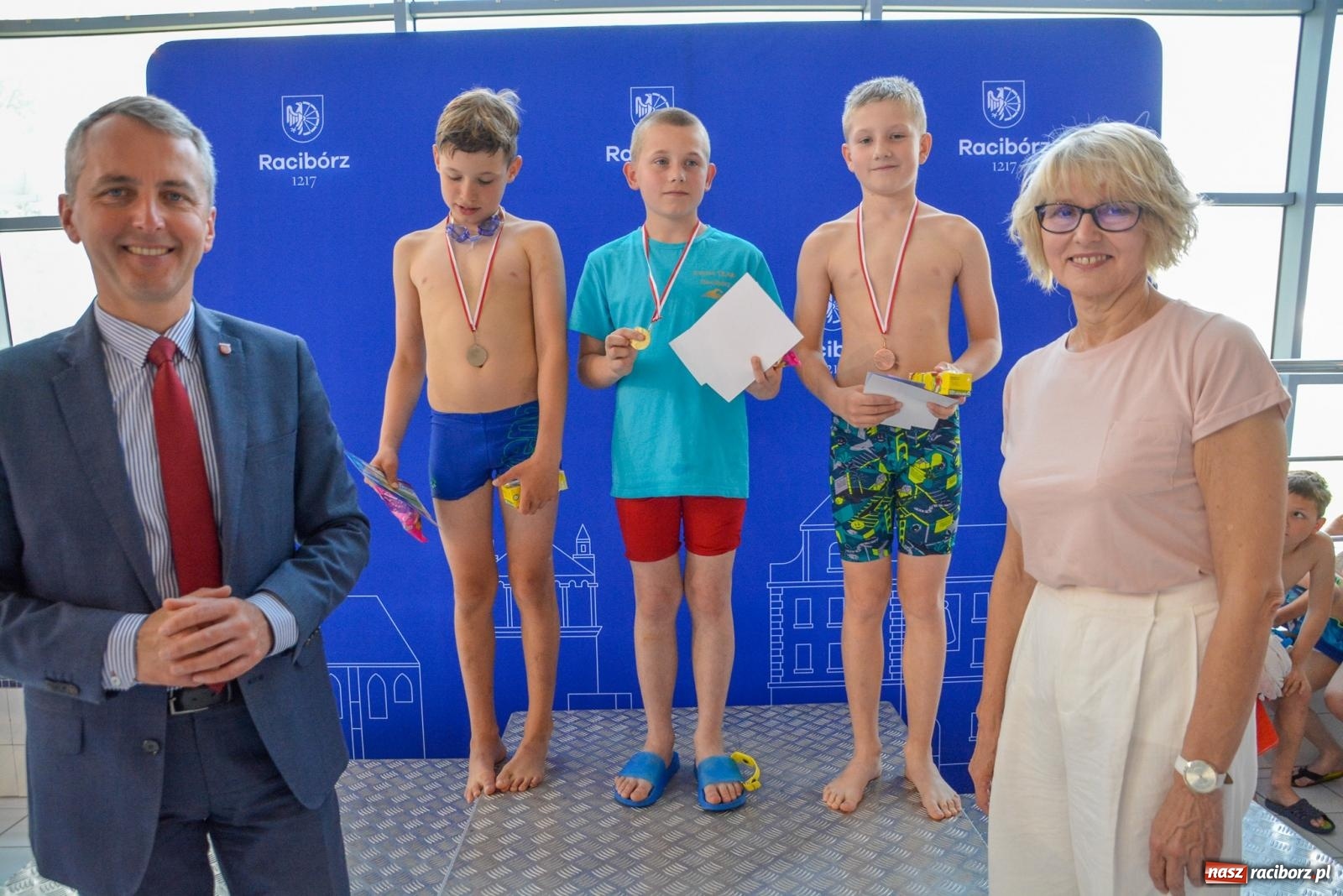 Zdjęcie w galerii na portalu naszraciborz.pl: Zosia Paul i Mikołaj Miczek najlepsi podczas zawodów Umiem Pływać [FOTO i WIDEO] wiadomości z regionu