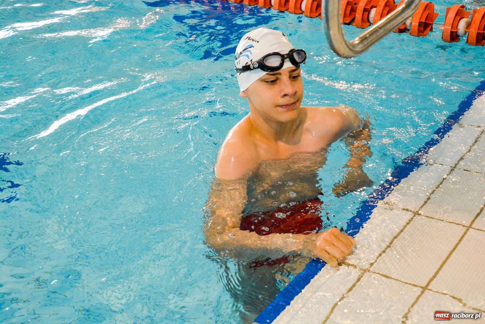 Zdjęcie w galerii na portalu naszraciborz.pl: Zosia Paul i Mikołaj Miczek najlepsi podczas zawodów Umiem Pływać [FOTO i WIDEO] wiadomości z regionu