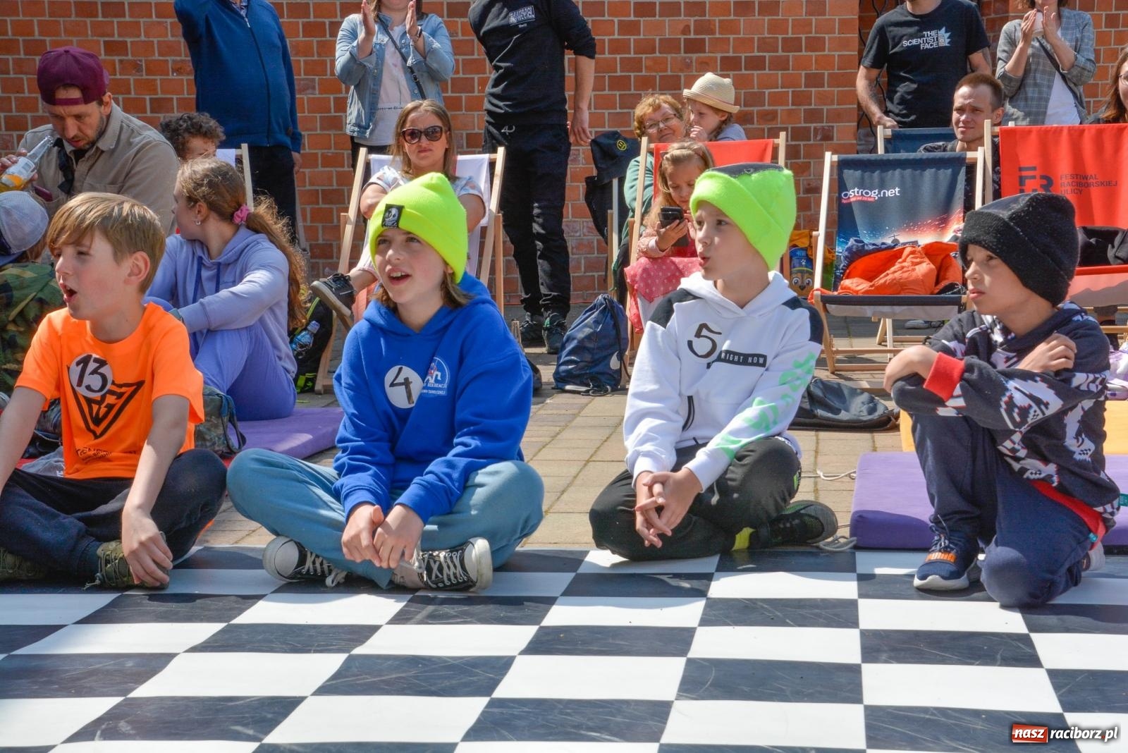 Zdjęcie w galerii na portalu naszraciborz.pl: Gaming, breaking i hip-hop. Trwa festiwal na zamku [FOTO i WIDEO] wiadomości z regionu