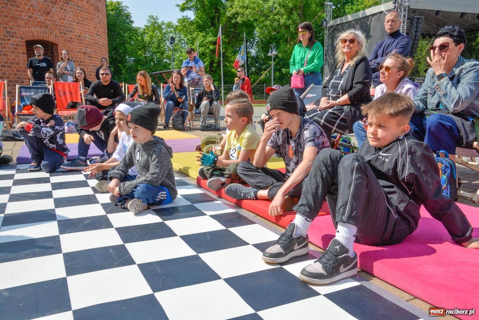 Zdjęcie w galerii na portalu naszraciborz.pl: Gaming, breaking i hip-hop. Trwa festiwal na zamku [FOTO i WIDEO] wiadomości z regionu