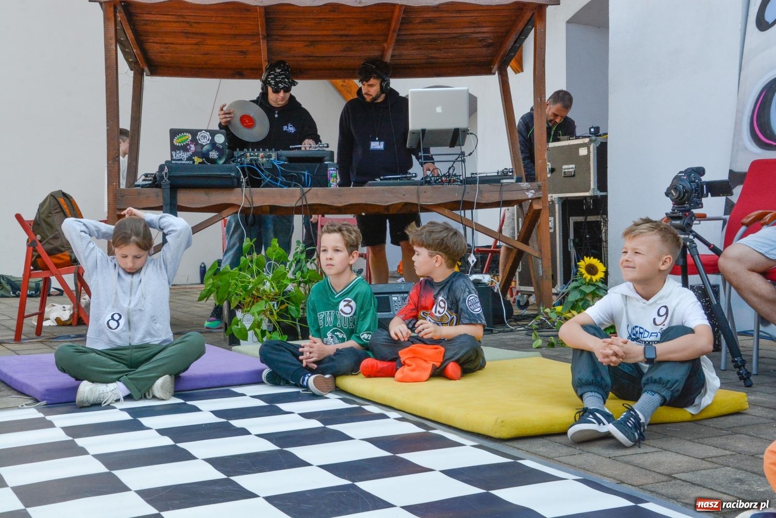 Zdjęcie w galerii na portalu naszraciborz.pl: Gaming, breaking i hip-hop. Trwa festiwal na zamku [FOTO i WIDEO] wiadomości z regionu