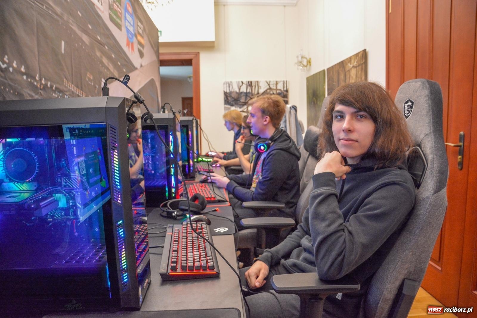 Zdjęcie w galerii na portalu naszraciborz.pl: Gaming, breaking i hip-hop. Trwa festiwal na zamku [FOTO i WIDEO] wiadomości z regionu