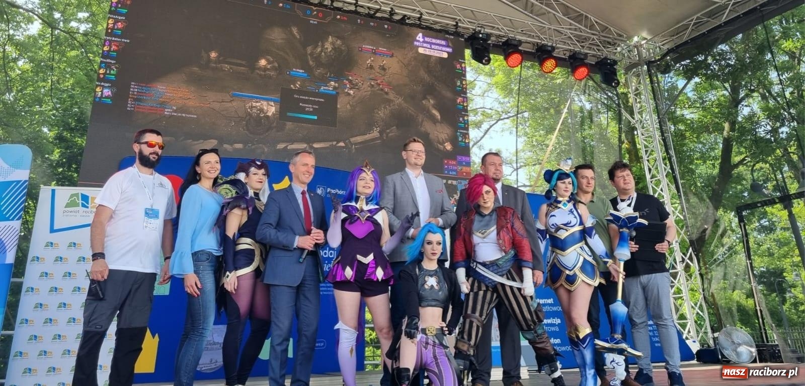 Zdjęcie w galerii na portalu naszraciborz.pl: Gaming, breaking i hip-hop. Trwa festiwal na zamku [FOTO i WIDEO] wiadomości z regionu