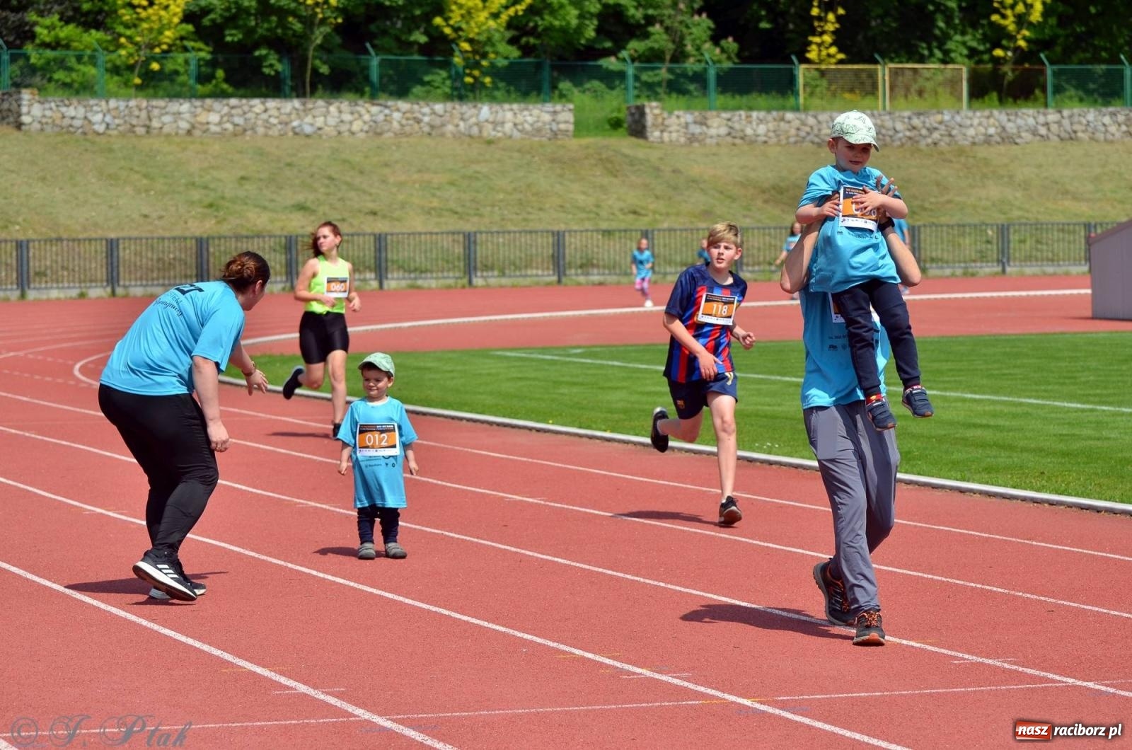 Zdjęcie w galerii na portalu naszraciborz.pl: Raciborski Bieg Bez Barier. Nie wynik jest tu najważniejszy [FOTO i WIDEO] wiadomości z regionu