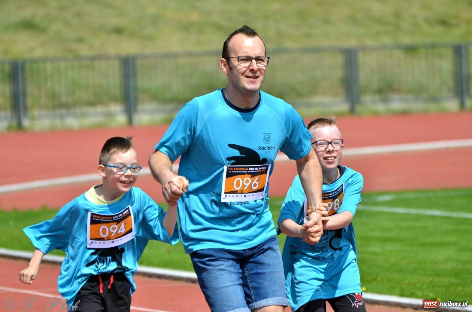 Zdjęcie w galerii na portalu naszraciborz.pl: Raciborski Bieg Bez Barier. Nie wynik jest tu najważniejszy [FOTO i WIDEO] wiadomości z regionu